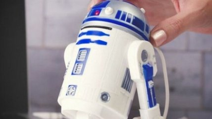 Artoo разработала миниатюрный пылесос, похожий на R2-D2 