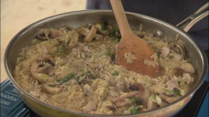 Ризони с курицей, грибами и шалфеем