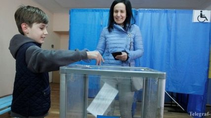Второй тур выборов: как Украина выбирала президента (Фото)
