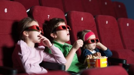 Почему детям полезно смотреть 3D