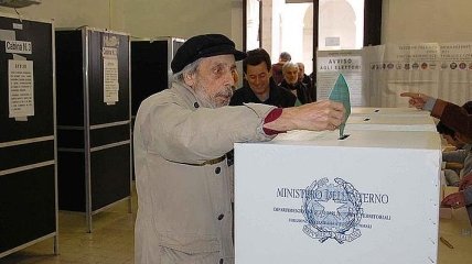 Выборы в Италии: очереди и путаница