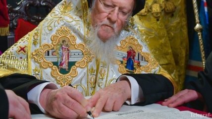 Сибига опубликовал текст подписанного Патриархом Варфоломеем Томоса