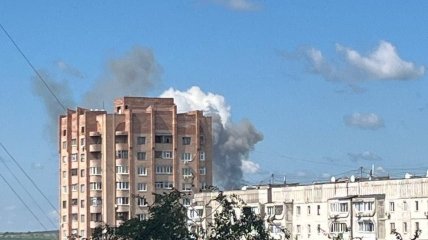 Бердянск, Мариуполь и Луганск сотряслись от мощных взрывов: что происходит у оккупантов (фото, видео)