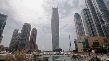 Самое высокое в мире здание спиральной формы открылось в Дубае