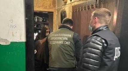 В Харькове поймали СБУшника продававшего наркотики (фото)