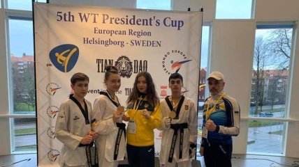 Украинцы завоевали два "золота" на международном турнире по тхэквондо в Швеции