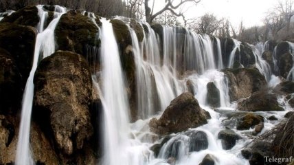 Самый большой водопад Китая увеличился вдвое из-за долгих дождей (Видео)