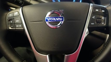 Видео-тизер будущей новинки от Volvo (Видео)