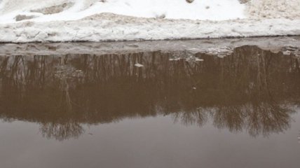 В Днепропетровске шел грязный дождь, который напугал людей