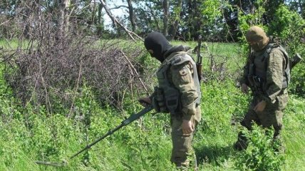 Украинские военные разминировали территорию высоковольтных ЛЭП