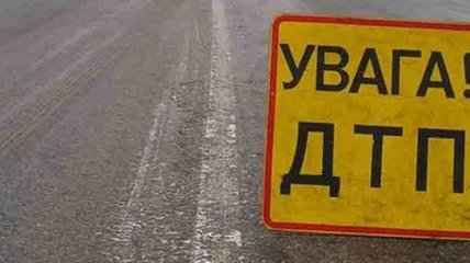 На Харьковщине мотоциклист сбил пешехода, двое погибших