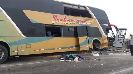 ДТП с автобусом в Перу: По меньшей мере 8 погибших