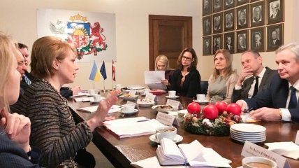 Украина может выполнить решение Венецианской комиссии по латвийской модели