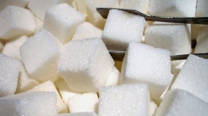 Медики рассказали о полезных свойствах сахара
