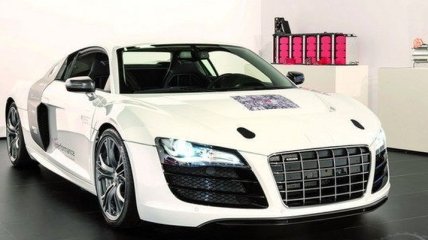 Audi представляет прототип F12 E Performance
