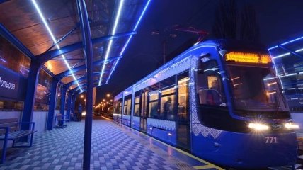 "Киевпастранс" рассказал, когда возобновит движение скоростной трамвай