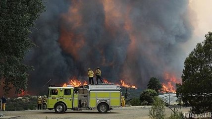 Массовые пожары в Калифорнии: власти ввели чрезвычайное положение