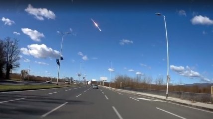 "Небесная мощь": В Хорватии упал метеор (Видео)
