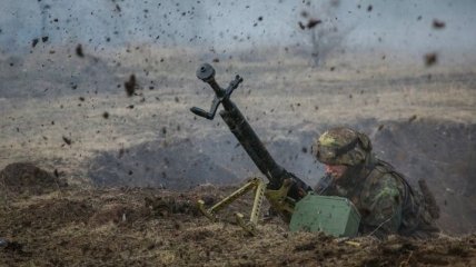 Обострение в АТО: боевики бьют из минометов, зенитных установок и БМП