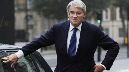 Британский министр ушел в отставку из-за спора с полицейскими