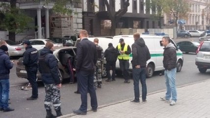 В Одессе произошло ДТП с участием инкассаторского авто