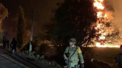 Нелегальная врезка в трубопровод в Мексике обернулась гибелью 20 человек