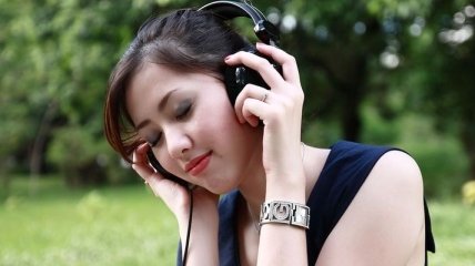 Ученые определили связь между IQ человека и музыкой, которую он слушает