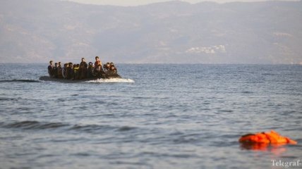 У берегов Турции перевернулась лодка с беженцами