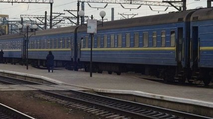 Нацполиция начала сопровождать поезда Укрзализныци