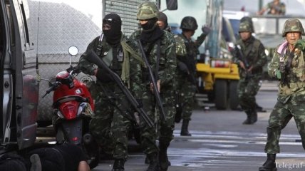 В Таиланде военными введен комендантский час