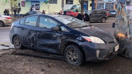 В Одессе пьяный водитель сбил на переходе двоих детей (фото)