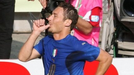 Тотти может помочь сборной Италии