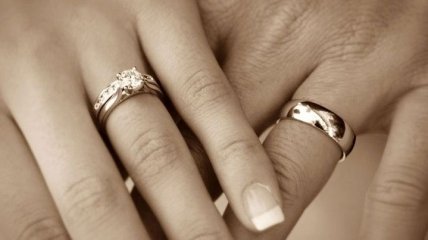 Рада законодательно может разрешить брак за сутки и регистрацию на местах