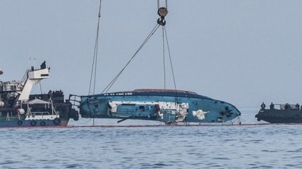 Суд арестовал затонувшее судно "Иволга"