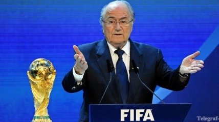 Роналду отказался заключить перемирие с президентом ФИФА Блаттером
