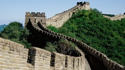 Великой Китайской стене во время реставрации нанесен большой ущерб