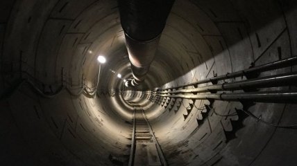 Илон Маск показал, какой тоннель строит под Лос-Анджелесом 