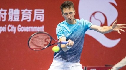 Стаховский вышел в полуфинал парного турнира в Сеуле