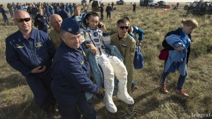 Капсула "Союза" с экипажем МКС благополучно приземлилась 