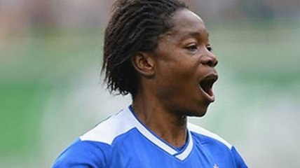 Лучшую футболистку Африки раздели для уточнения пола