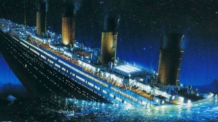 104 года назад "Титаник" столкнулся с айсбергом