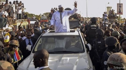 В Гамбии отменили 4-дневную рабочую неделю