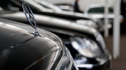Продажа автомобилей в Украине упала более, чем на половину