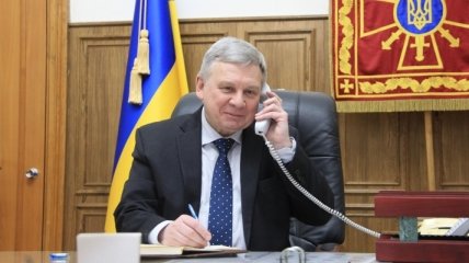 Главы оборонных ведомств Украины и Канады обсудили эпидемиологическую ситуацию в ВС стран