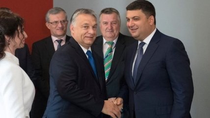 Гройсман встретился с премьером Венгрии 