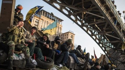 Завтра могут начать убирать баррикады в Киеве