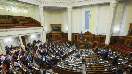 Рада призывает мир помочь освободить украинских политзаключенных