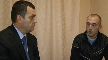Захарченко посетил в больнице избитых милиционеров 