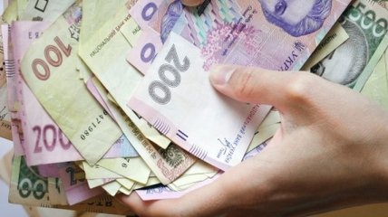 Долги украинцев перед банками за год сократились на 18,7 млрд грн