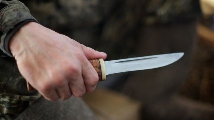 В Одессе мужчина угрожал "живой статуе" ножом
